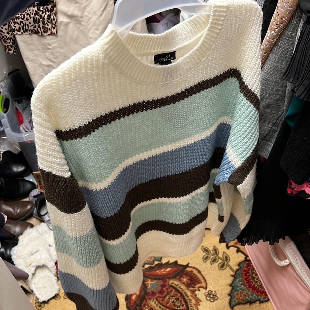 Sweater weather comfortable soft XL - Picture 8 of 11